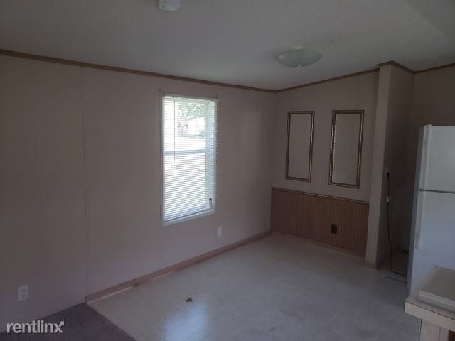 Building Photo - 2 br, 2 bath Mobile Home - 4440 Tuttle Cre...