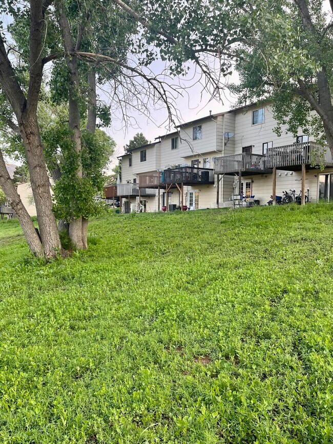 Building Photo - 1442 Territory Trl