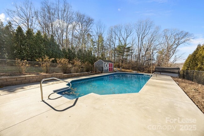 Building Photo - 130 Boulder Dr