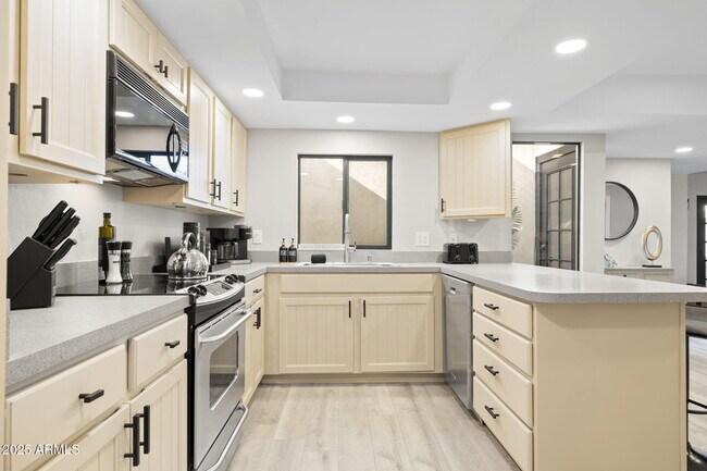 Building Photo - 4124 N 79th St