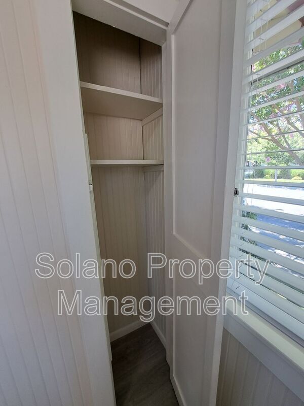 Building Photo - 1938 3rd St