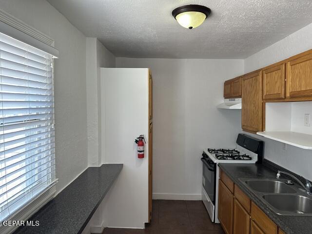 Building Photo - 4222 Pershing Dr