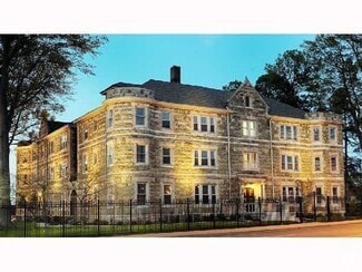 Building Photo - 1118 Poplar Ave