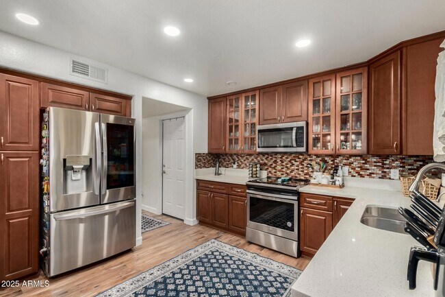 Building Photo - 5956 E Phelps Rd