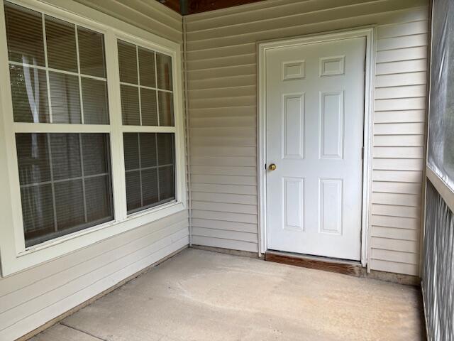 Building Photo - 2776 S Knightsbridge Cir