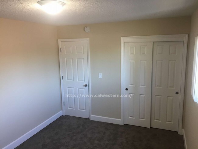 Building Photo - 4351 Hamilton Ave