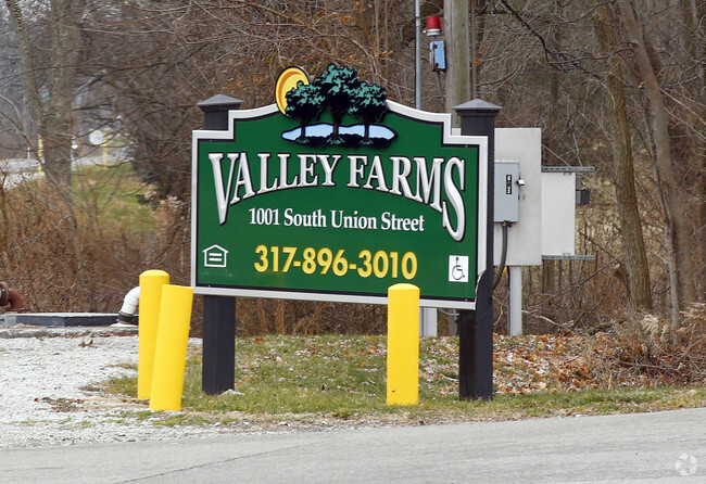 Building Photo - Valley Farms