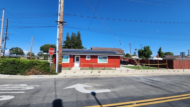 Building Photo - 675 N Gravier St
