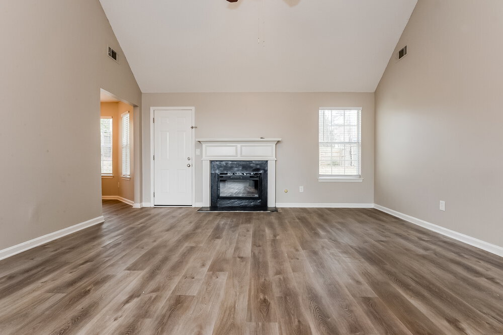 Building Photo - 5467 Sapphire Cir