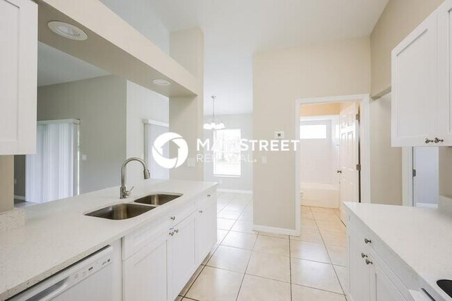 Building Photo - 3 Bedroom Pet-Friendly Home in Lehigh acres, FL with Main Street Renewal