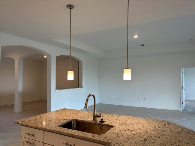 Building Photo - 15513 White Linen Dr