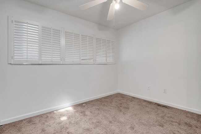 Building Photo - 2467 Nugget Ln