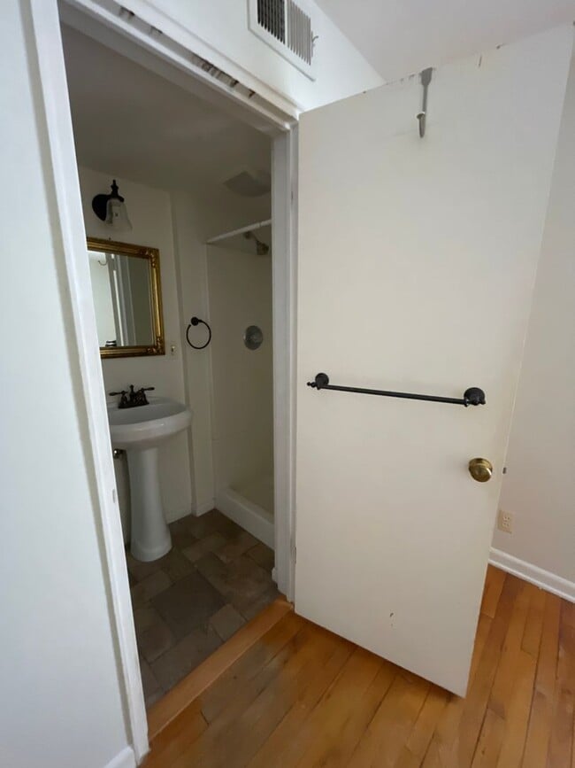 Building Photo - The Sweet Spot in Traverse City