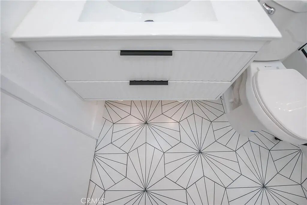 Building Photo - 18028 Saratoga Way