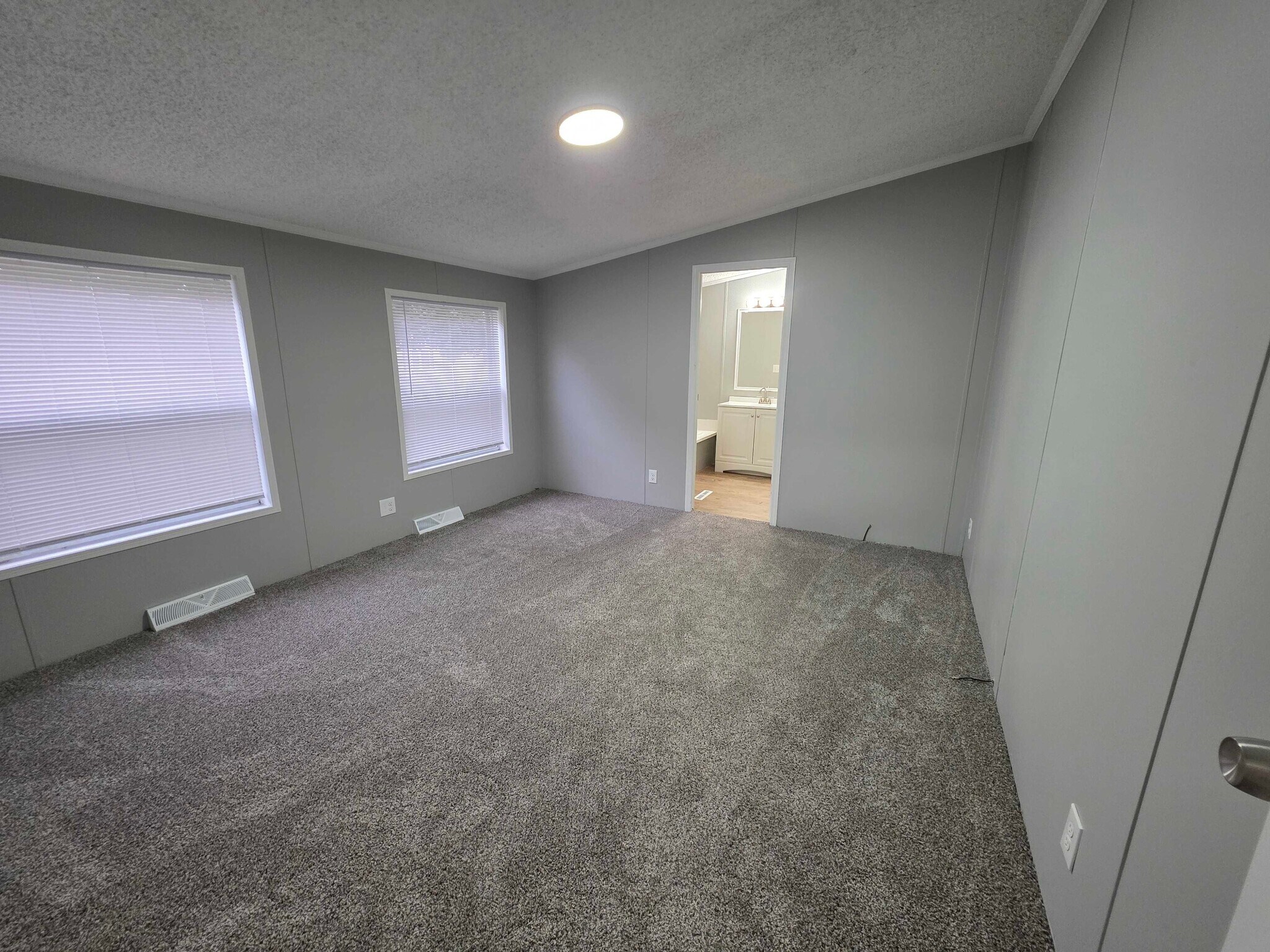 Building Photo - 3701 Juniper St