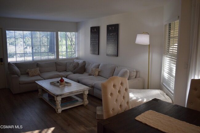 Building Photo - 4240 Lost Hills Rd