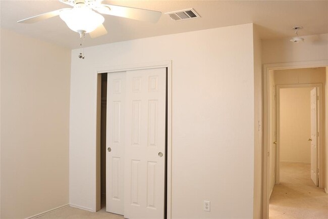 Building Photo - 1615 Plume Grass Pl