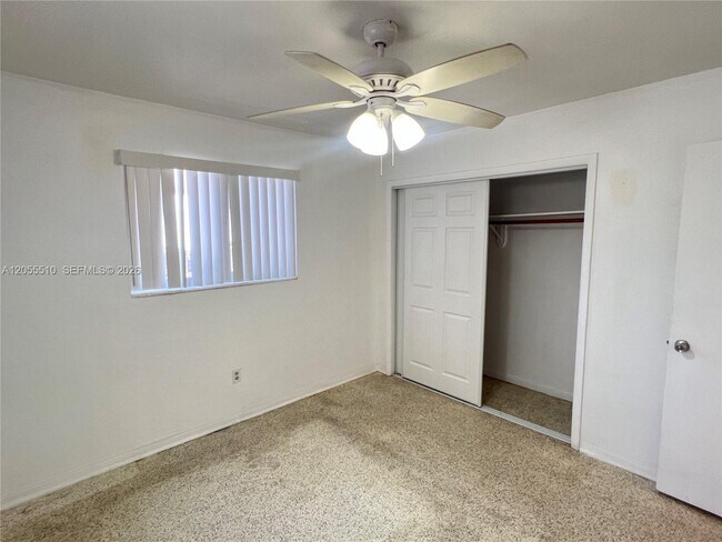 Building Photo - 1057 SW 7th St