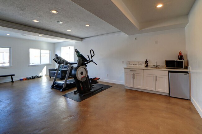 Building Photo - Single Family Lehi Home