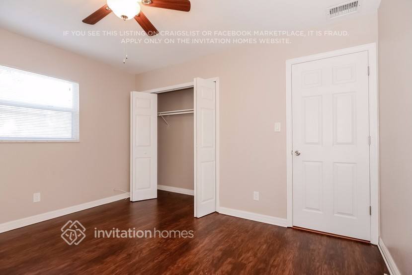 Building Photo - 2512 Casilla Way S