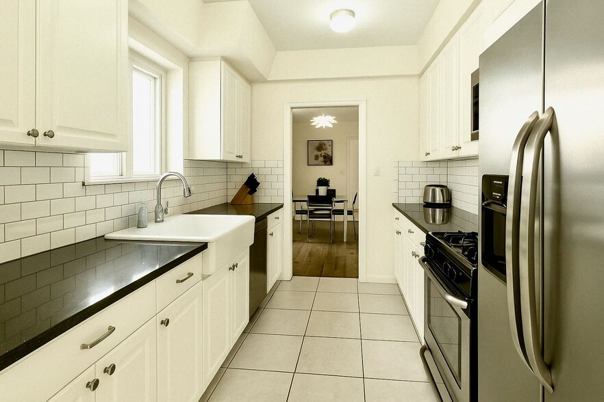 Building Photo - 217 Poinsettia S Pl