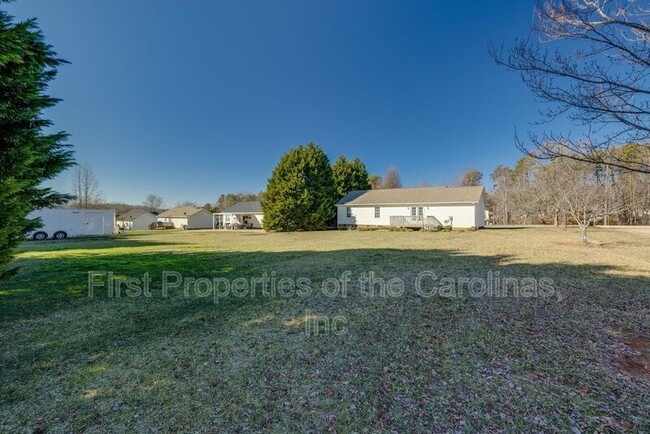 Building Photo - 1111 Quail Haven Dr