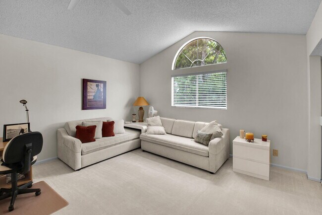 Building Photo - 7380 Clunie Pl