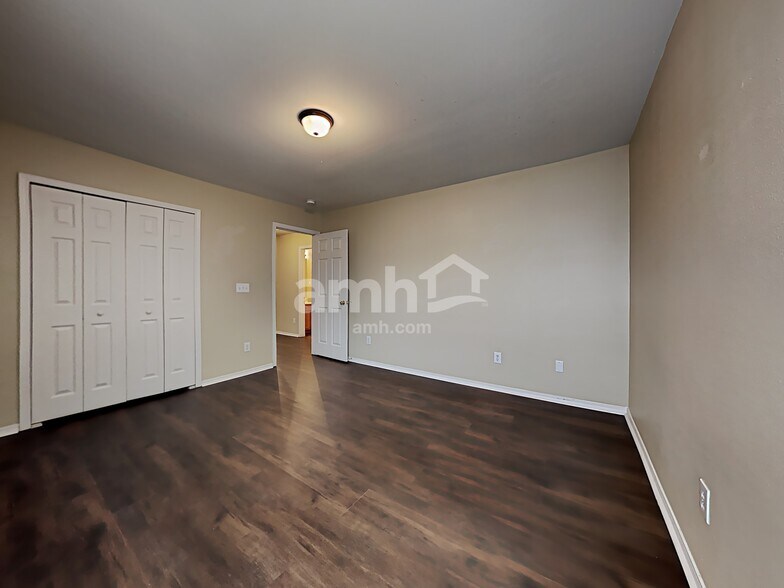 Building Photo - 11021 Dry Stone Dr