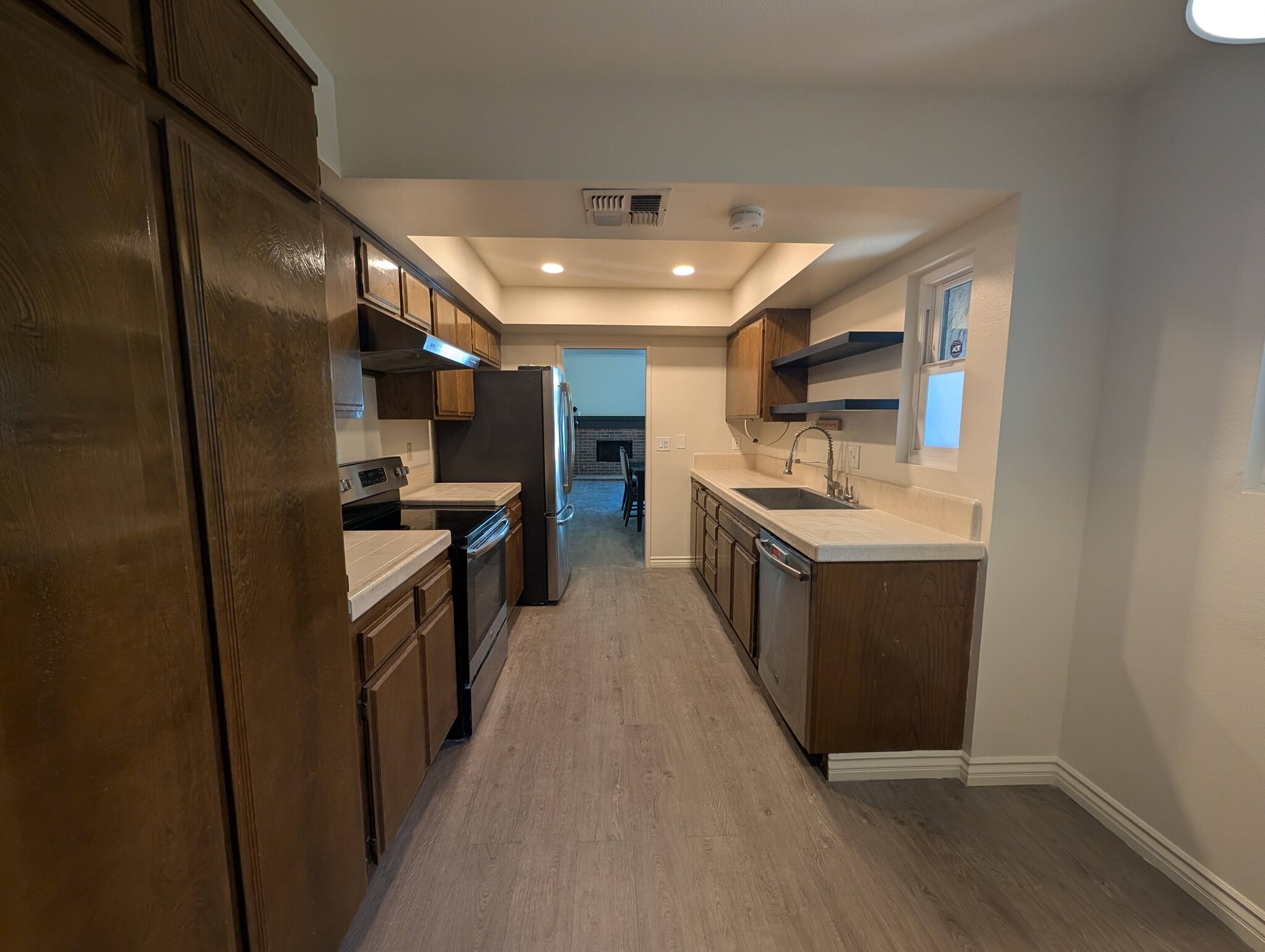 Kitchen View 1 - 1419 Poseidon