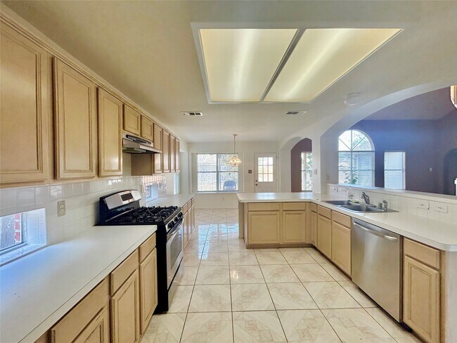 Building Photo - 12422 Glenleigh Dr