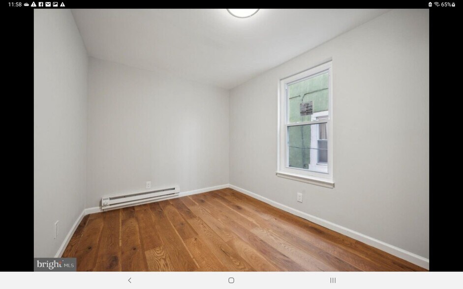 Bedroom - 627 George St