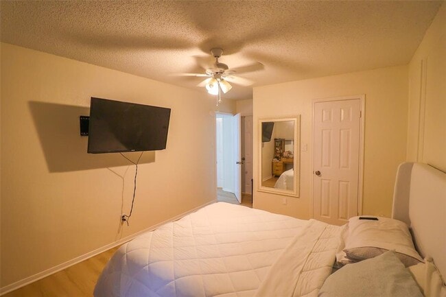 Building Photo - 11630 Highland Meadow Dr