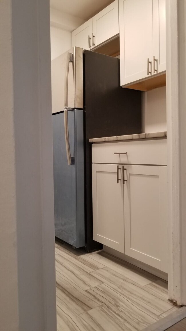 Building Photo - 2141 I St NW