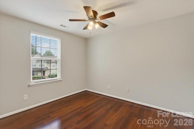 Building Photo - 3445 Broadwick St