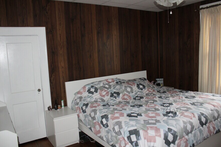 Bedroom #2 - 60 Pulliam St