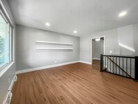 Building Photo - 1117 Dauphine Ln
