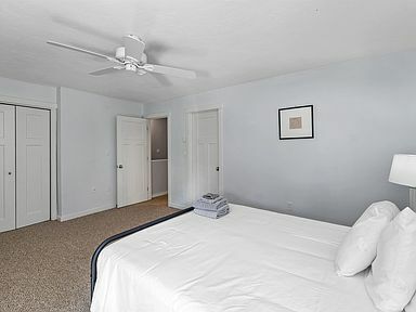 Building Photo - 76 Davis Rd