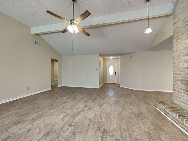 Building Photo - 5418 Mossgrey Ln