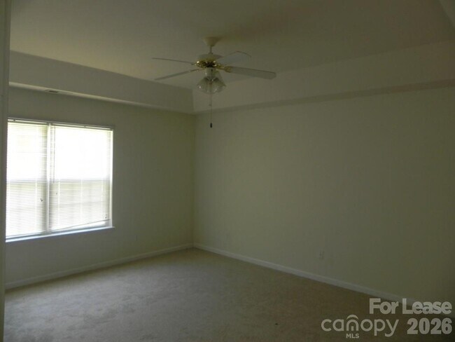 Building Photo - 13604 S Old Statesville Rd