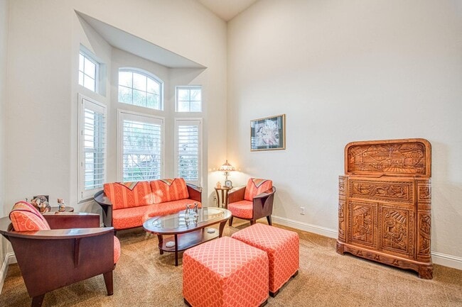 Building Photo - 10509 N Sierra Vista Ave