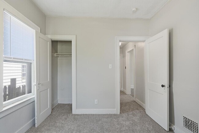 Building Photo - 14601 San Juan Dr