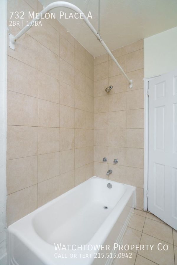 Building Photo - 732 Melon Pl