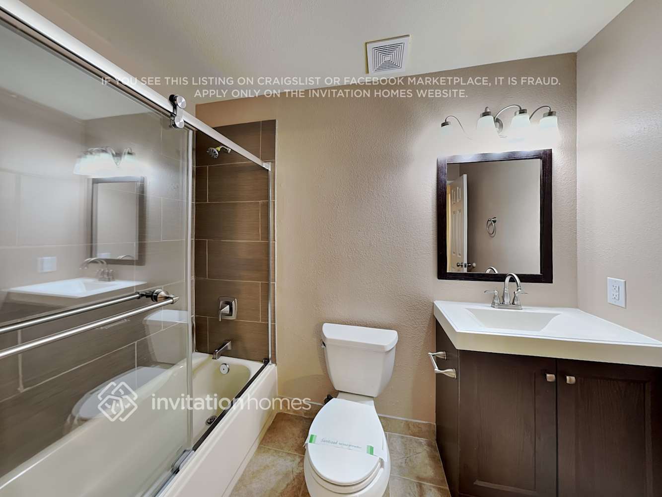 Building Photo - 14815 N 38th St