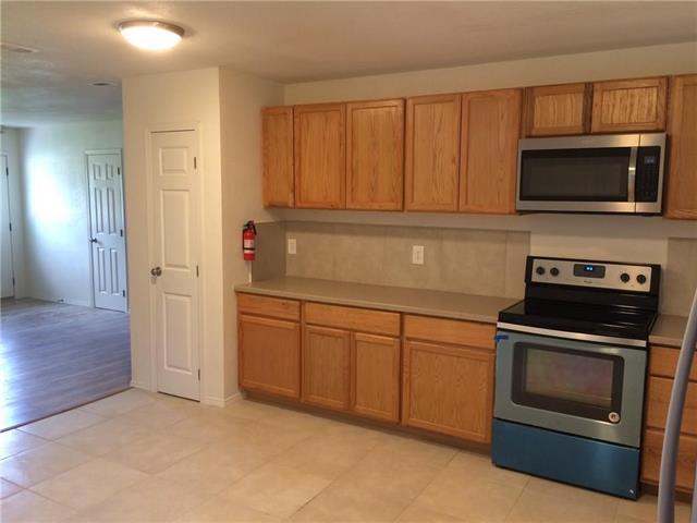 Building Photo - 600 Pacific St E