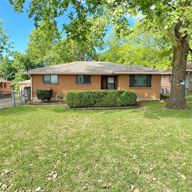 Primary Photo - 4341 Kolloch Dr