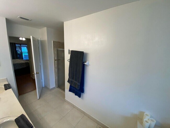 Building Photo - 5308 Moon Shadow Ln