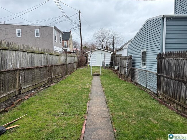 Building Photo - 27 W Allen St