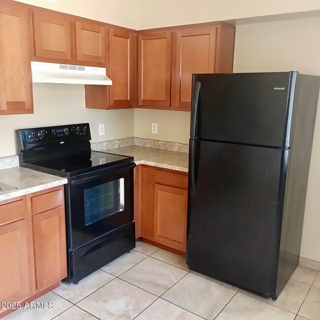 Primary Photo - 1222 E Mountain View Rd