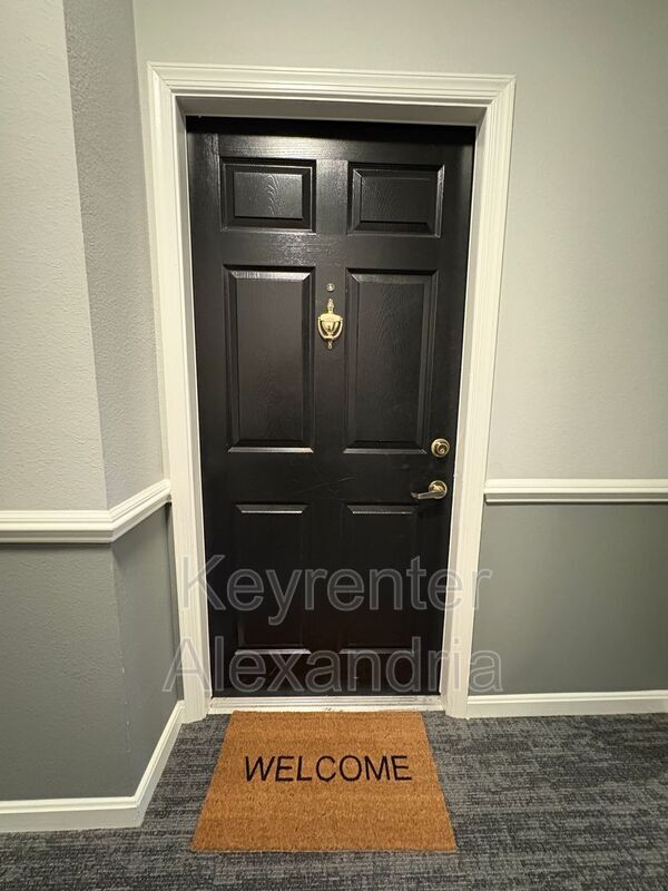 Building Photo - 1571 Spring Gate Dr.