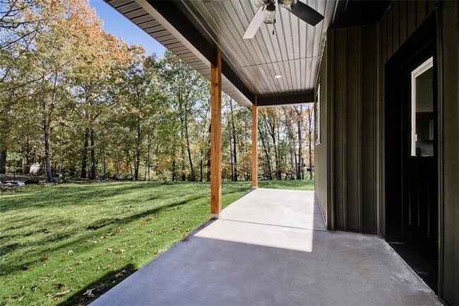 Building Photo - 28 Bedford Ln